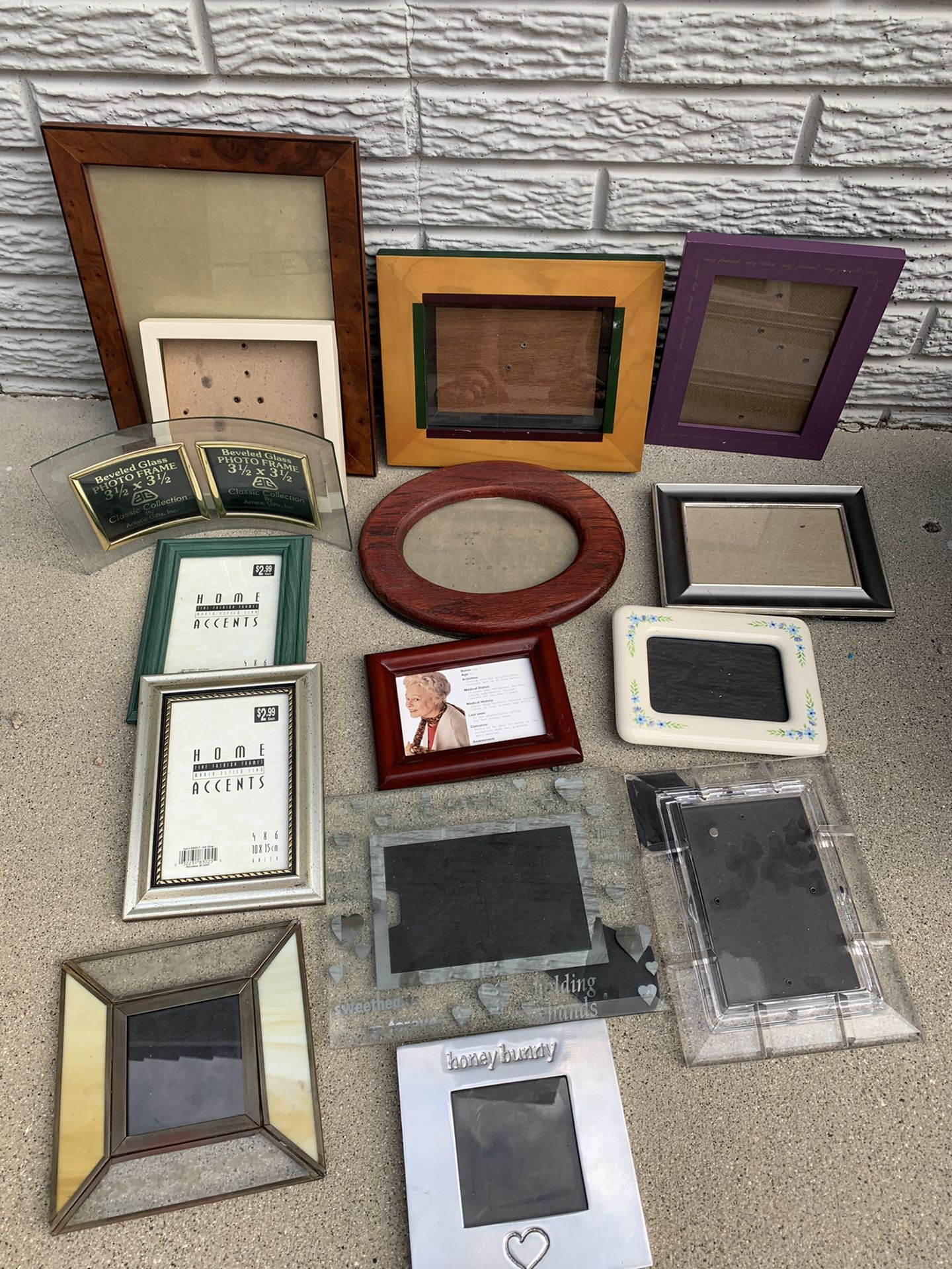 Huge Lot of 15 Beautiful Frames! Family Wedding Vintage Price is for All!