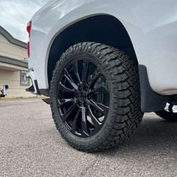 22x9 6x139 Rims And Tires 33/1250/22