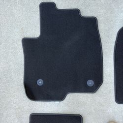 Floor Mats 2025 GMC Sierra 1500