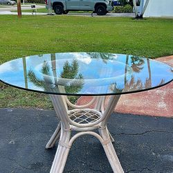 White Wash Glass.dinning Table