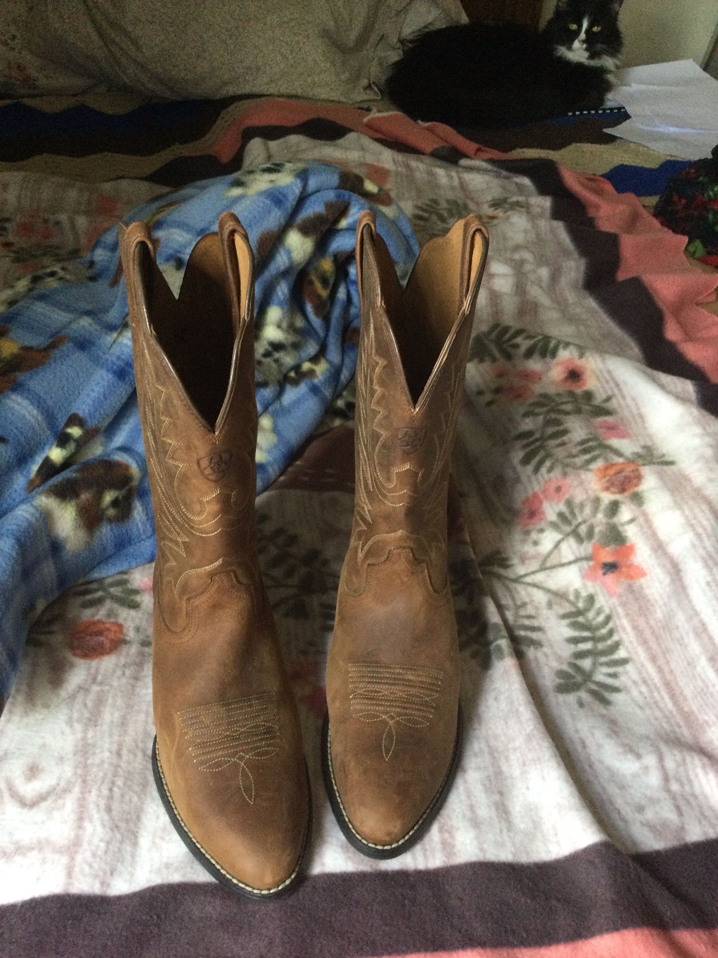 Ariat Cowgirl Boots Brown Size 8