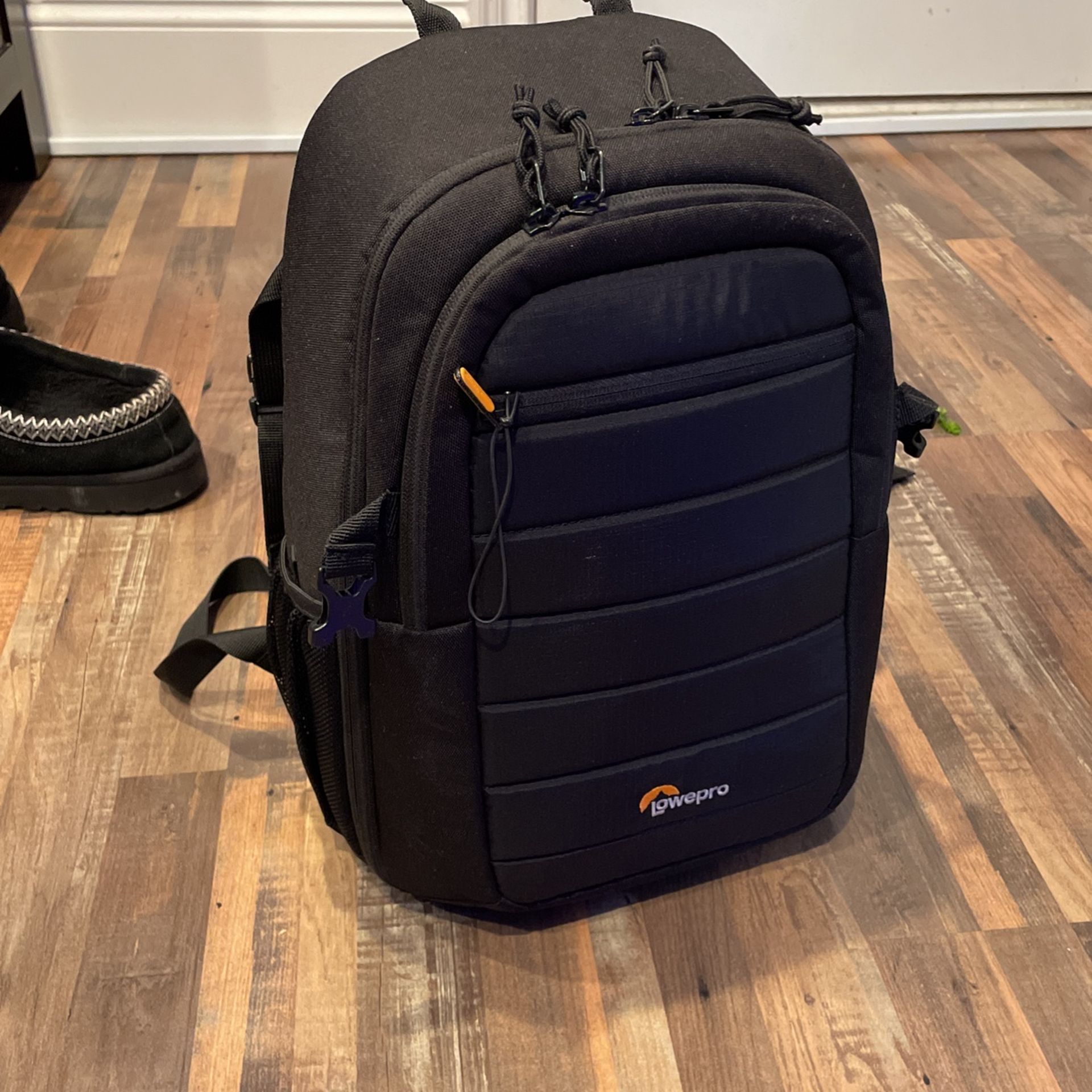 Lowepro Tahoe BP150 Camera Backpack