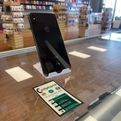 iPhone Xs Max UNLOCKED🔓