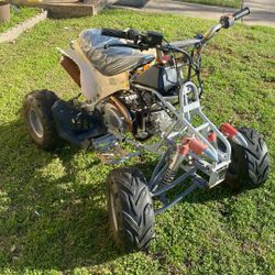 4 wheeler 125cc with reverse