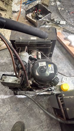 Walking cooler pump