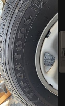 TOYOTA Tacoma SR5 2024 Rims And Tires With Sensor