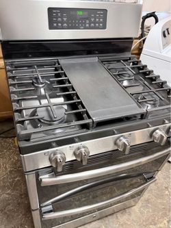 GE Gas Range – Double Oven 🔥 Model: JGB860SEJ3SS