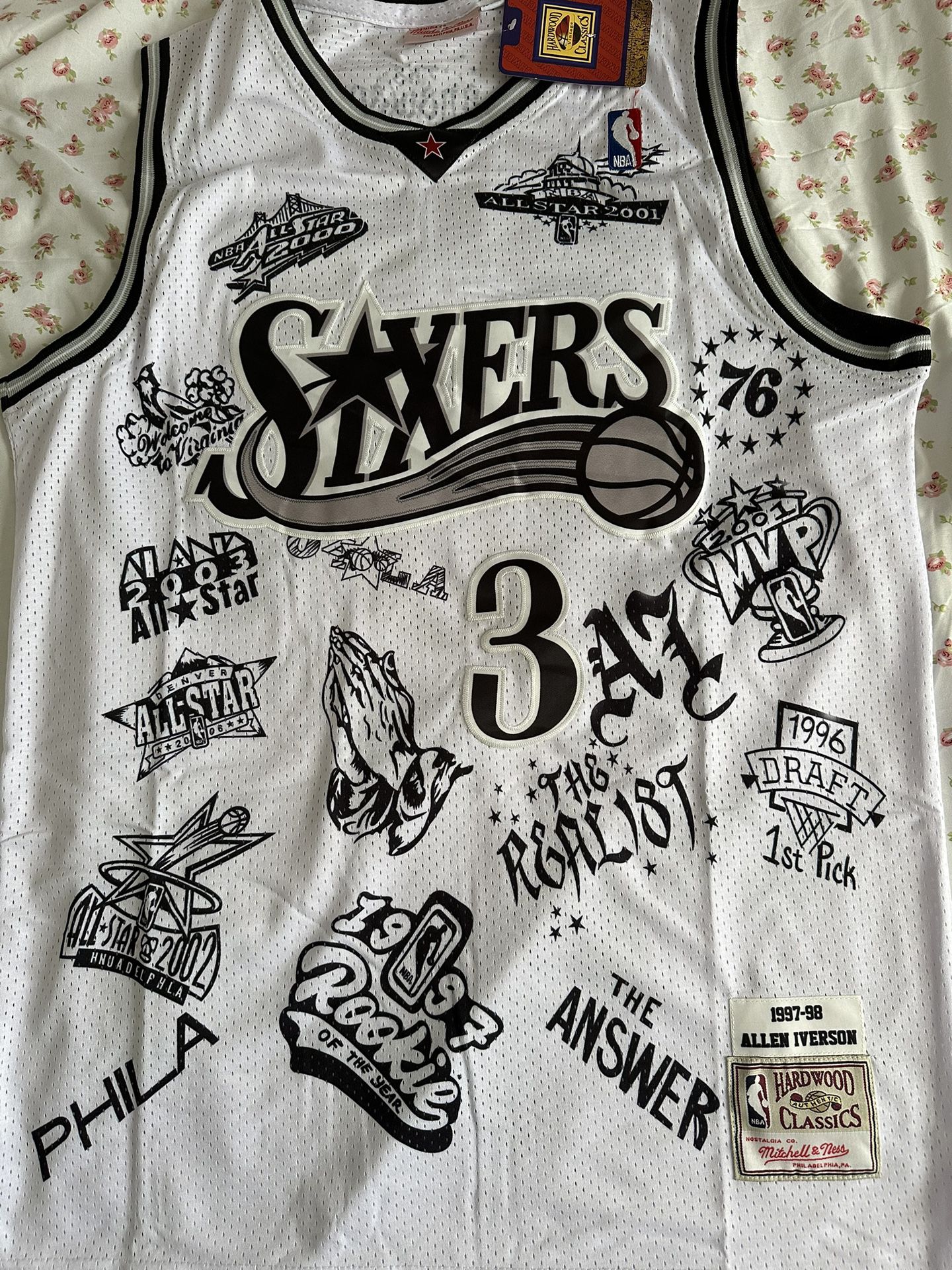 Iverson Basketball Jerseys. Size: XL