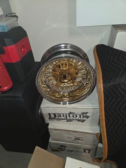 DAYTON WIRE WHEELS CROSSLACE CASTED ORIGINAL