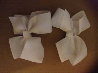 Hair bows