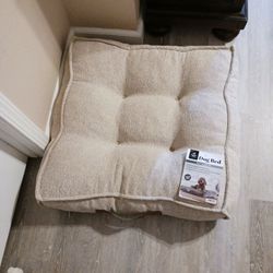 Dog Bed 