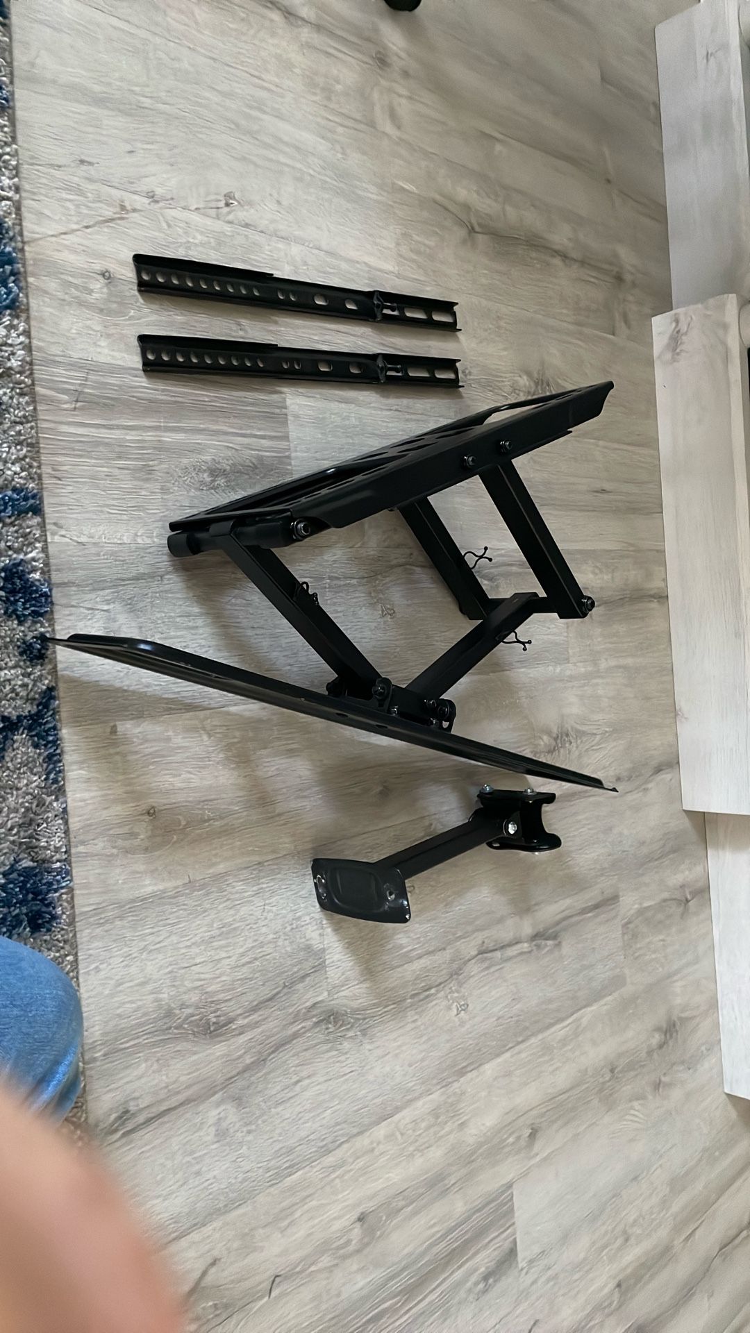 Swivel Tv Wall Mount.