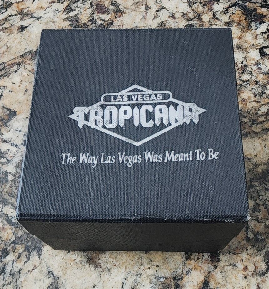 ** Tropicana 3D Laser Etched Paperweight **