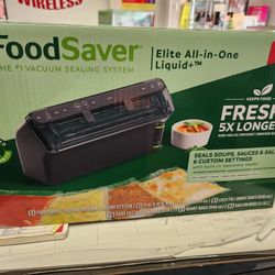 Foodsaver Elite All In One Vacuum Sealer. Bags Incl
