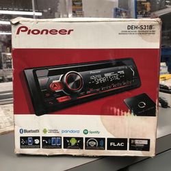 Car CD Player, Electronics Pioneer DEH-S31B In Box