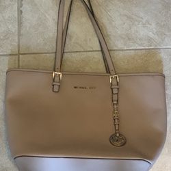 Michael Kors tote