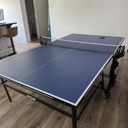 Ping-pong Table 