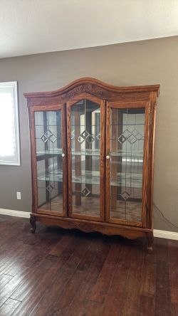 Glass cabinet