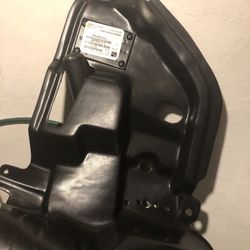 2012 Toyota Corolla right inner fender