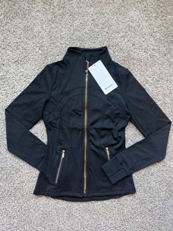 Lululemon zip up sizes 4 and 6