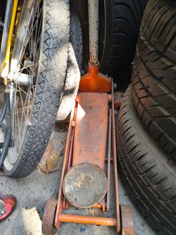 3 ton floor jack
