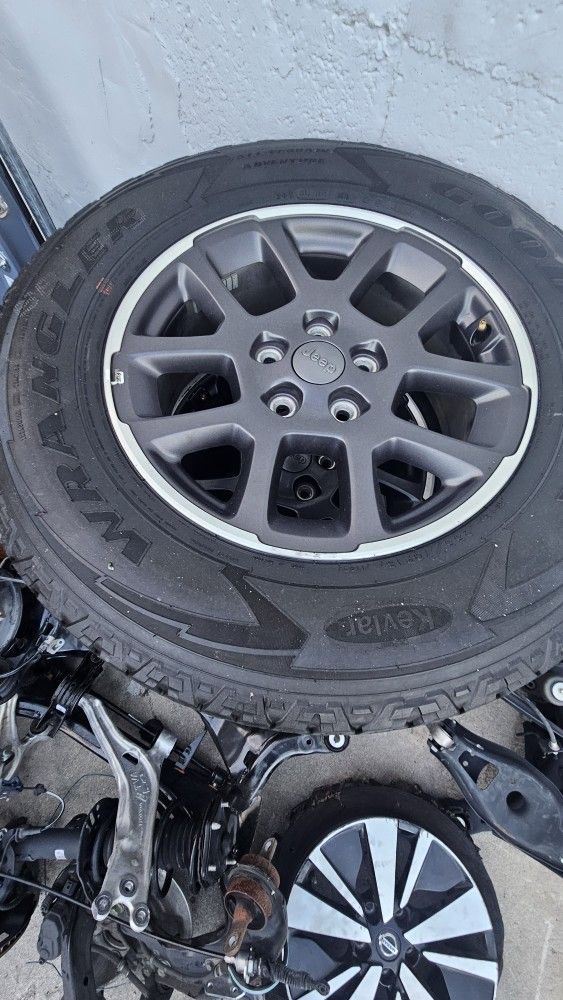 2023 Jeep Gladiator Rims And Tires