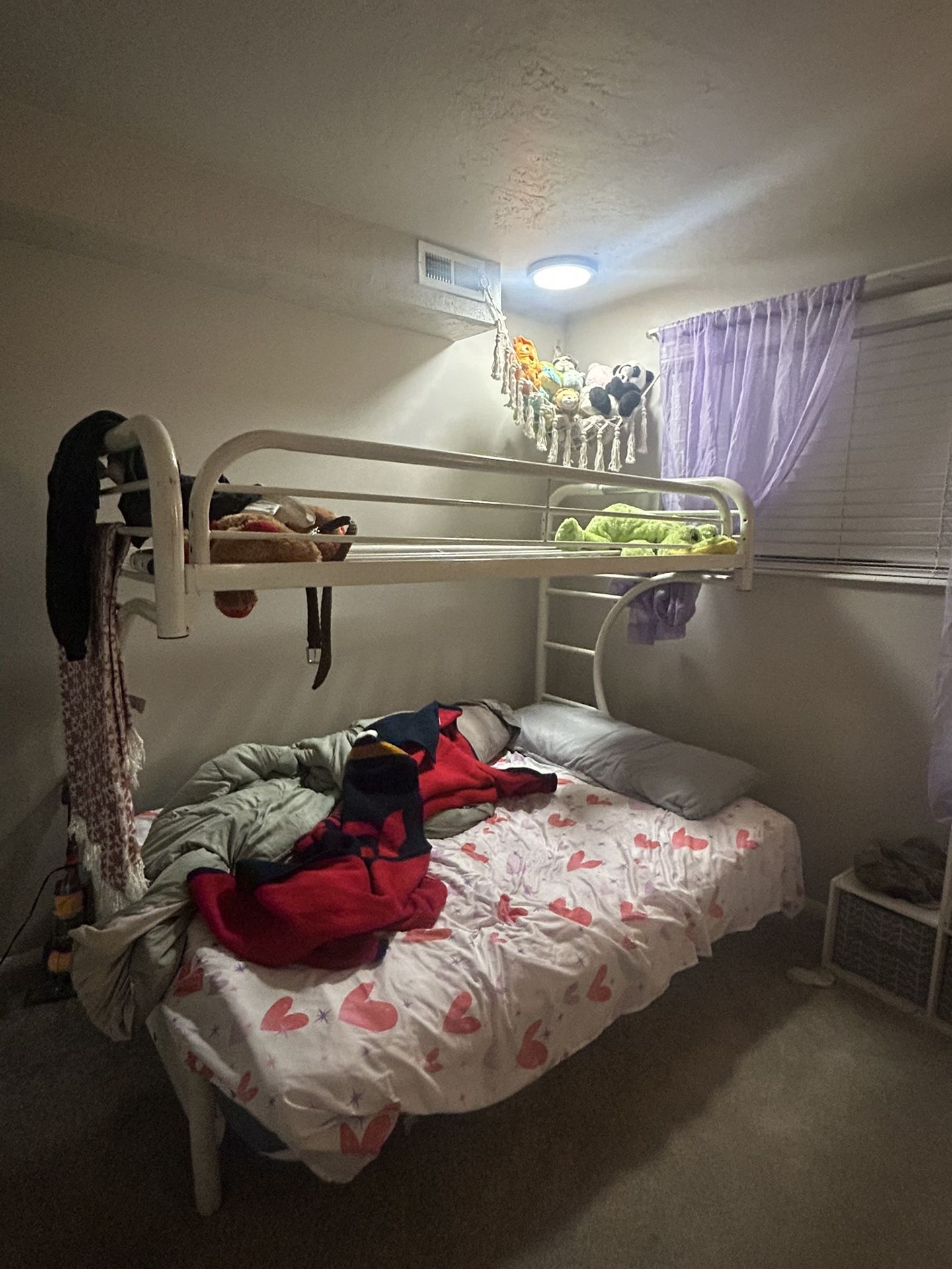 Bunk bed
