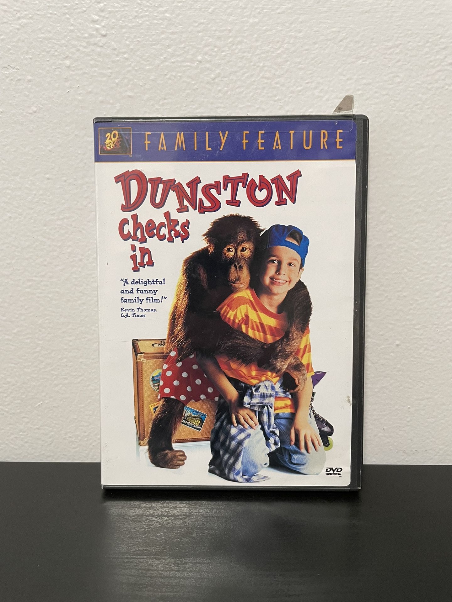 Dunston Checks In DVD Movie Jason Alexander Family Comedy Monkey 1995