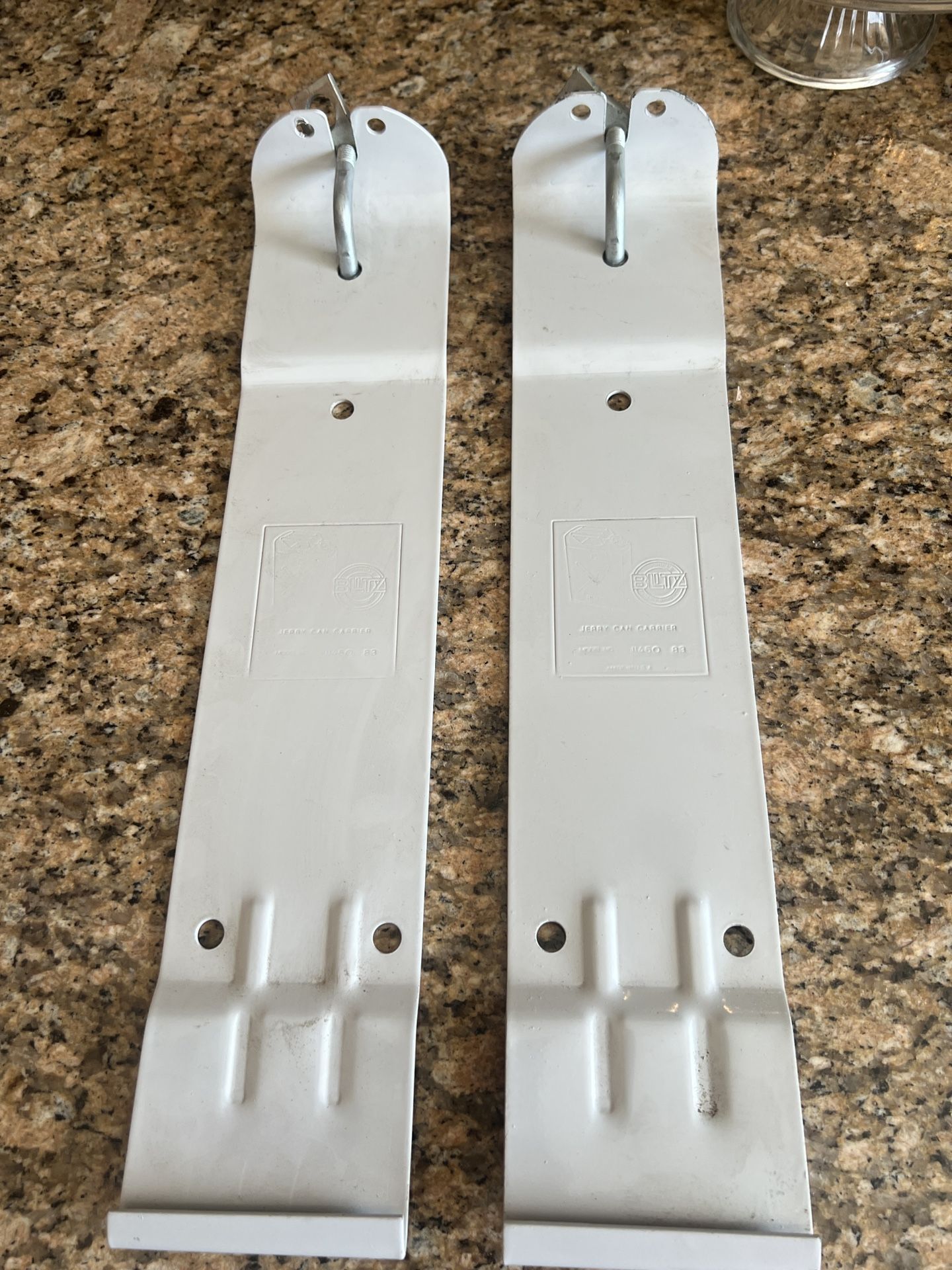 BLITZ JERRY METAL GAS & WATER CAN MOUNT BRACKET CARRIER MODEL# 11450.