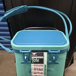 Orca Wanderer Tote