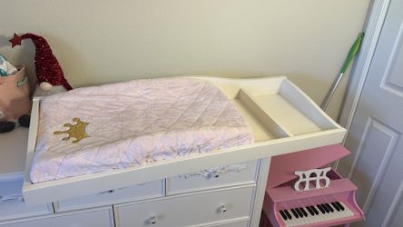 Changing Table With Mattress