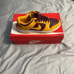 Nike Dunk Low Size 8