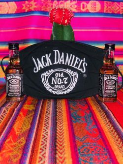 Face Masks 😷 $10 each or 3 for $25