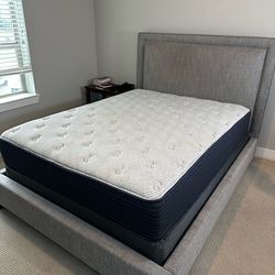 King Mattress and Bedframe For Sale!!!