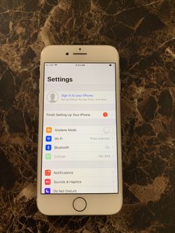 I phone 8 Silver 256 gb UNLOCKED