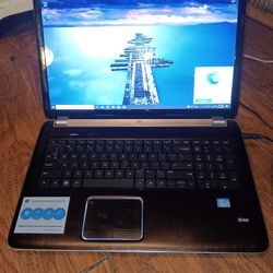 HP Pavillion Laptop Computer