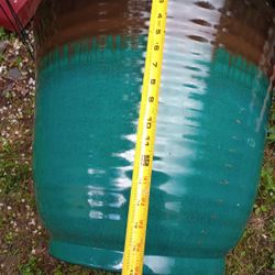 Large Light Weight Plastic Flower Pot (pls Read Description Below)