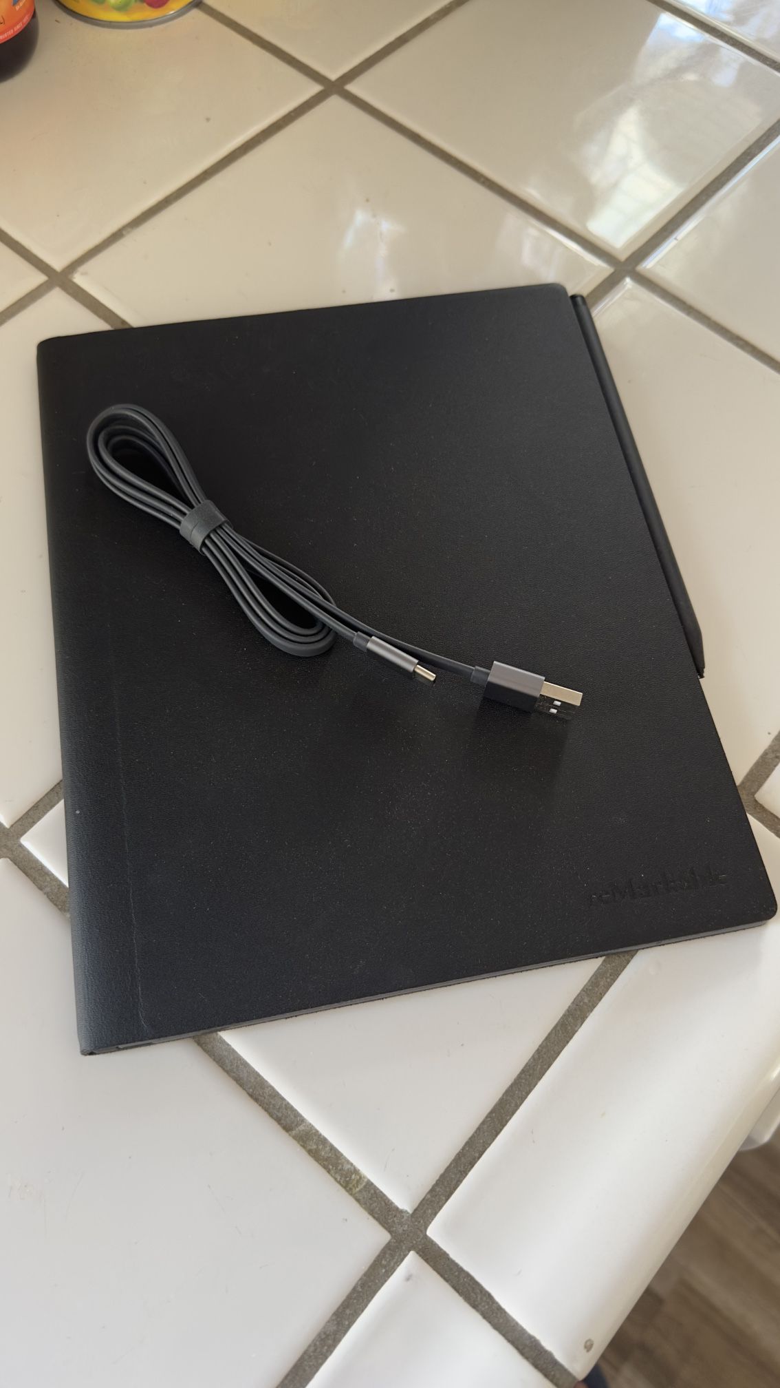 reMarkable 2 Essentials Bundle - Folio de cuero