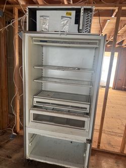 Sub Zero Refrigerator