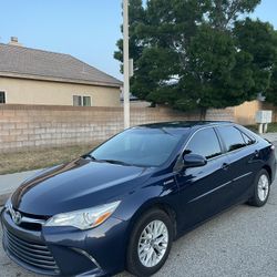 2015 Toyota Camry Hybrid Clean Title 