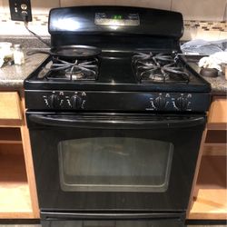 Gas Stove And Microwave/exhaust Fan w/ Light