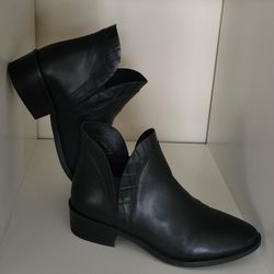 Steve Madden Crayn Black Leather V-Cut Ankle Boots 7.5M