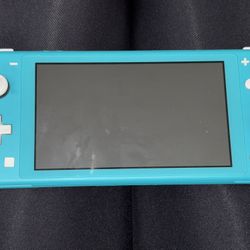 Turquoise Nintendo Switch Lite + Super Mario Bros Game