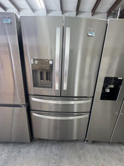 Refrigerator Four Doors 