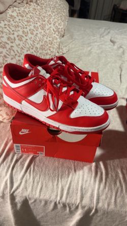 Nike dunks low red