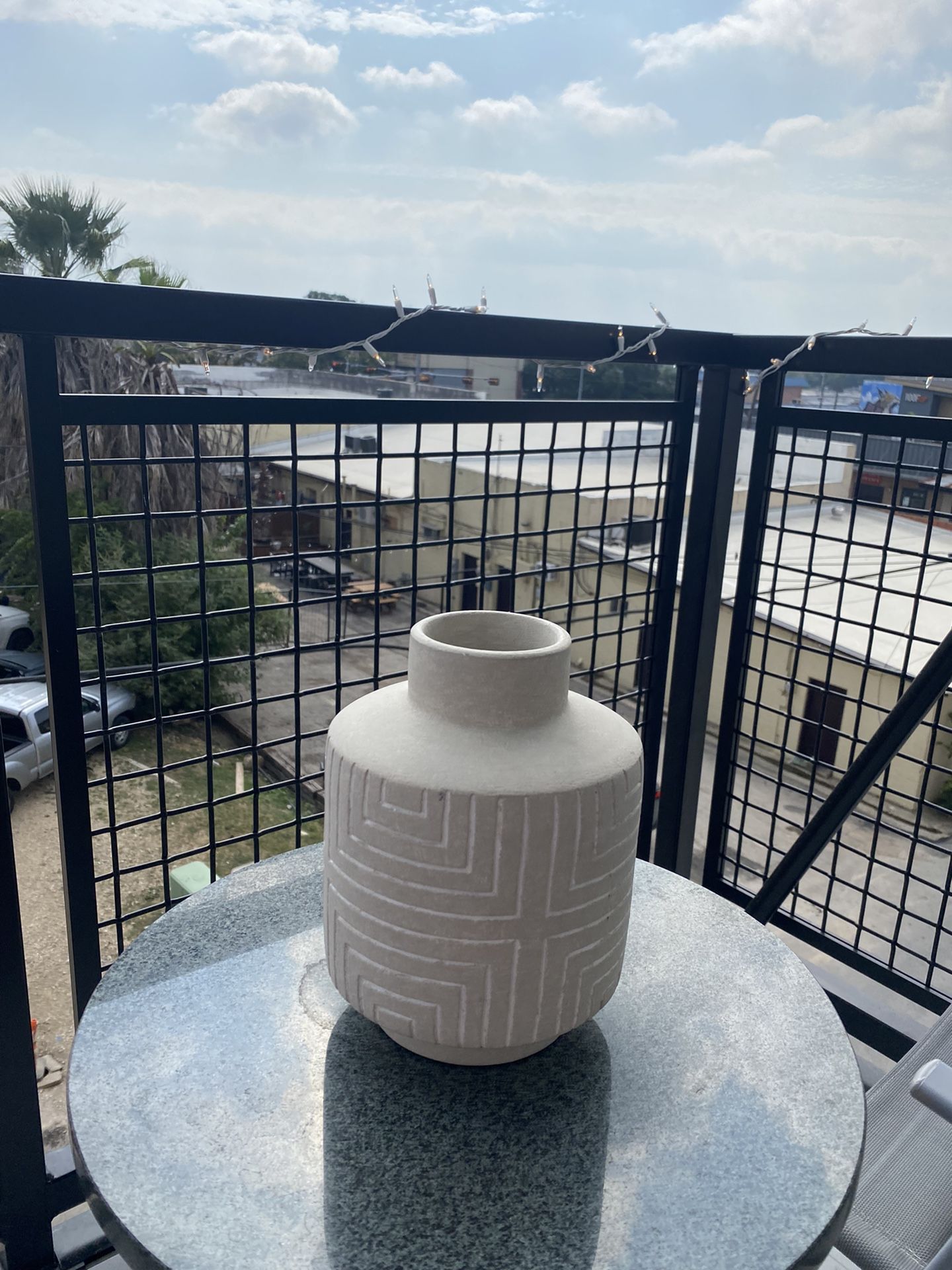 Ceramic Decorator Pot