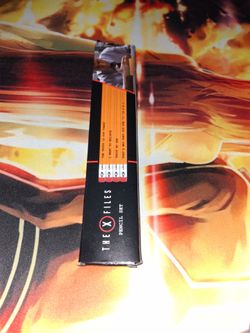 LOOT CRATE EXCLUSIVE THE X FILES 4 PIECE PENCIL SET...NEW...ADULT OWNED AND KEPT IN A SMOKE FREE HOME...$10 FIRM...