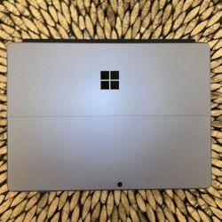 Microsoft Surface Pro 9 + Keyboard and Stylus