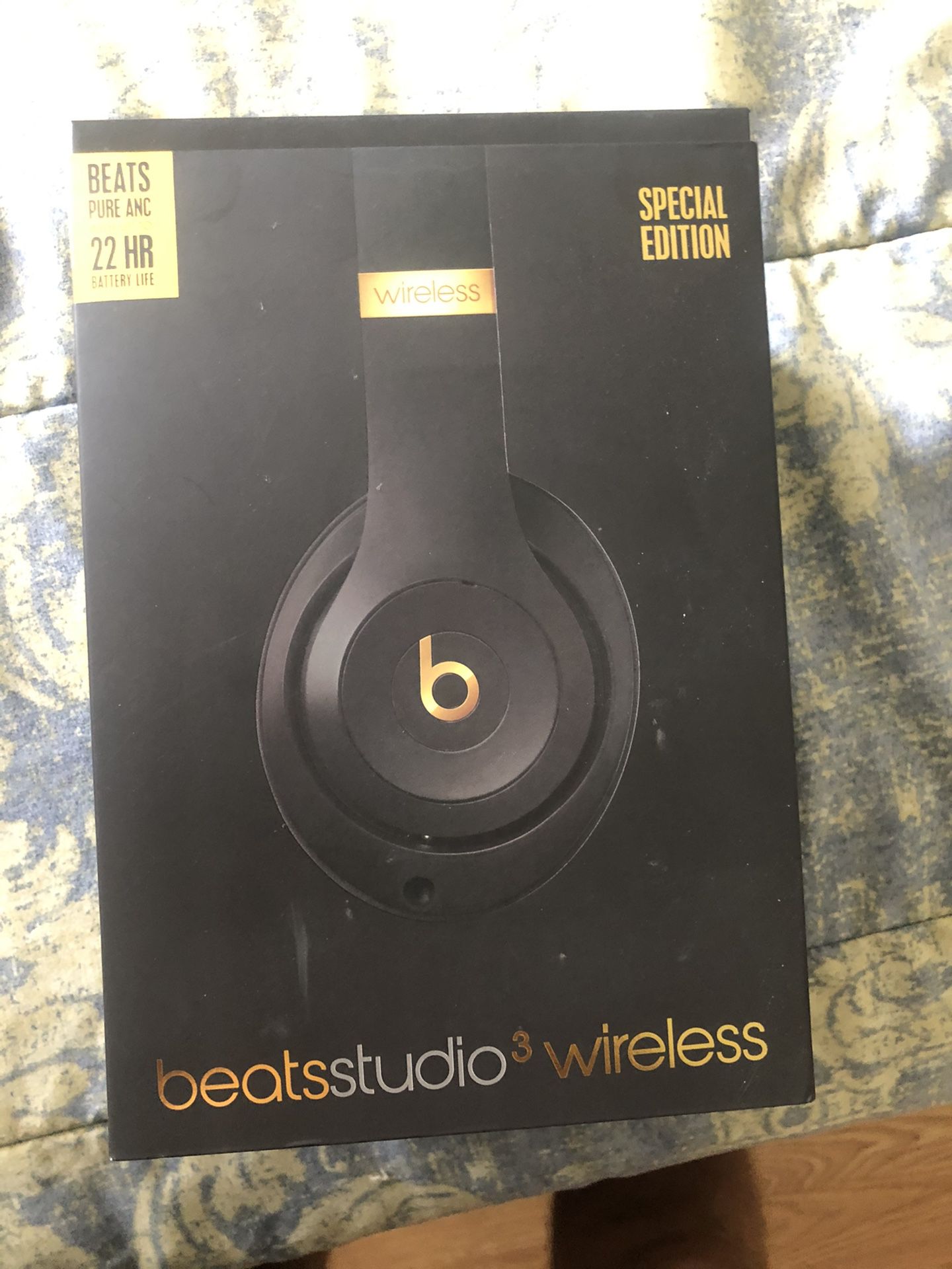 Beats Studio 3, 150$ firm!(like new)
