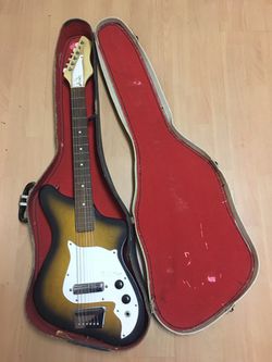 1963 USA 🇺🇸 Alamo Fiesta guitar